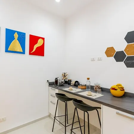 Yourhome - La Casa Nuova Luxury & Apartman Meta